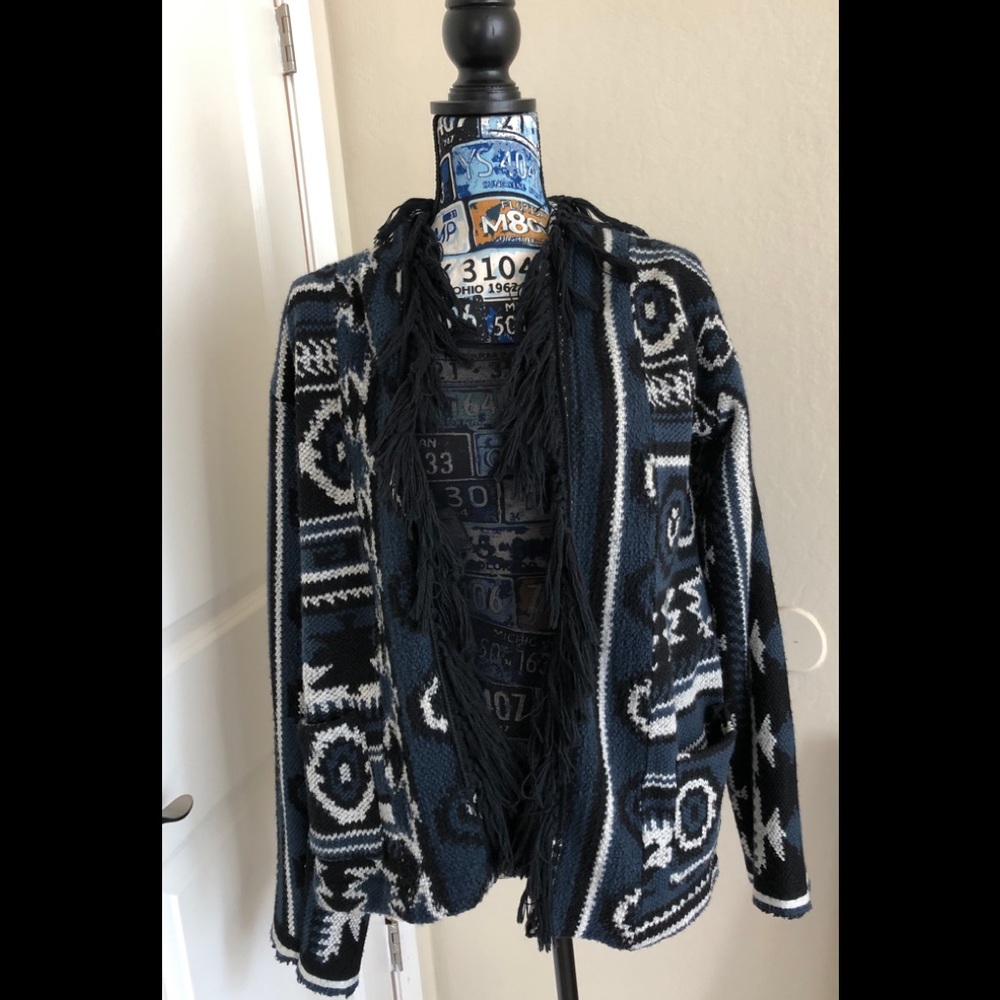 Anthropologie Dolan Cardigan Blue Aztec Print